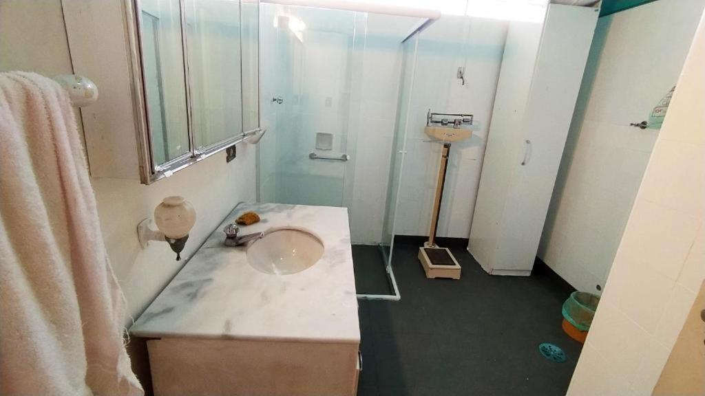 Cama E Banho Masculino - Perto Aeroporto E Metro Hostel Sao Paulo